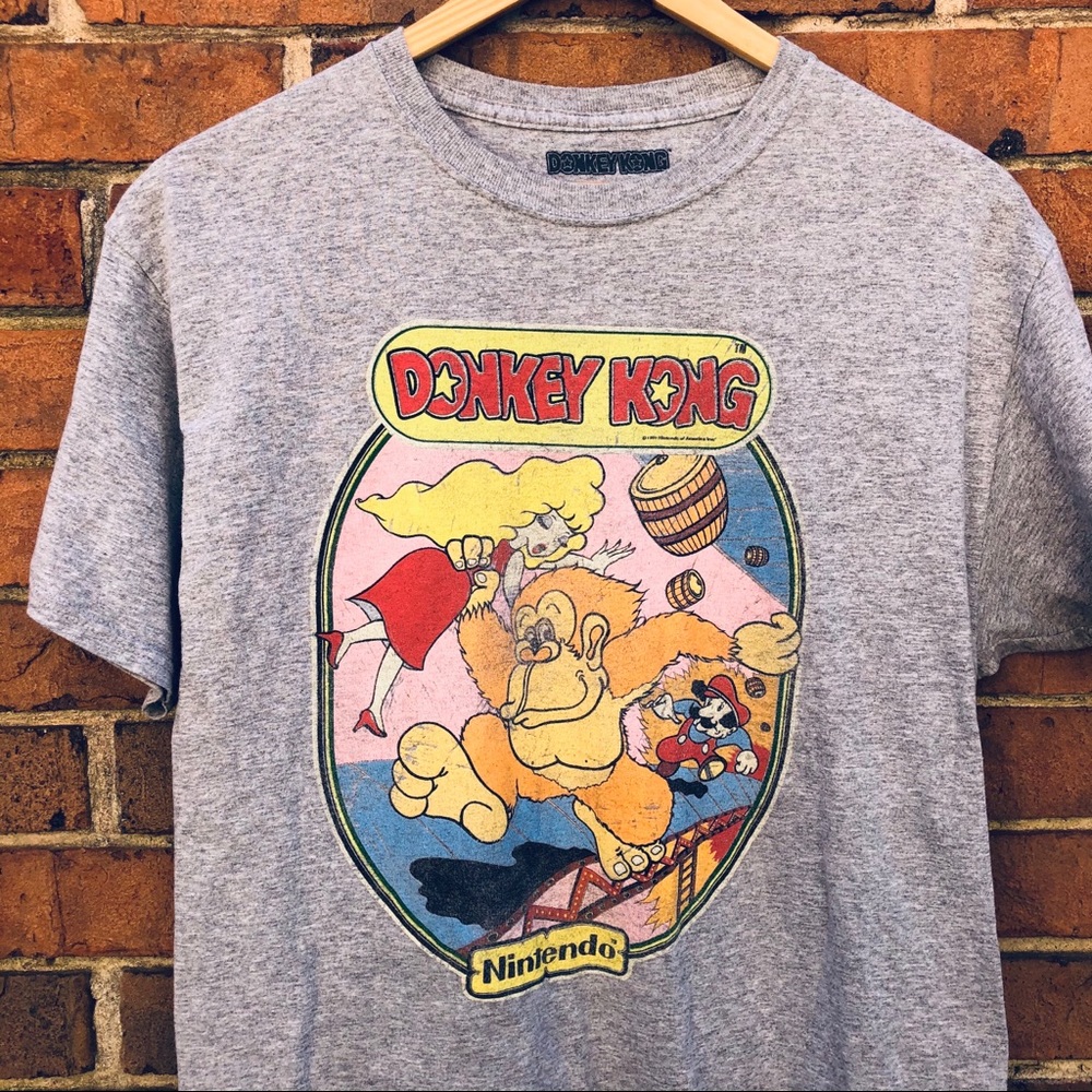 Nintendo Donkey Kong shirt